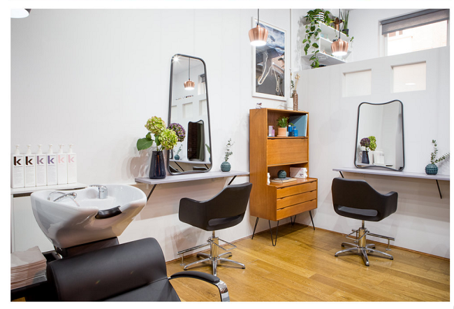 Exclusive salon! Rent a salon chair West London £1500 Per Month